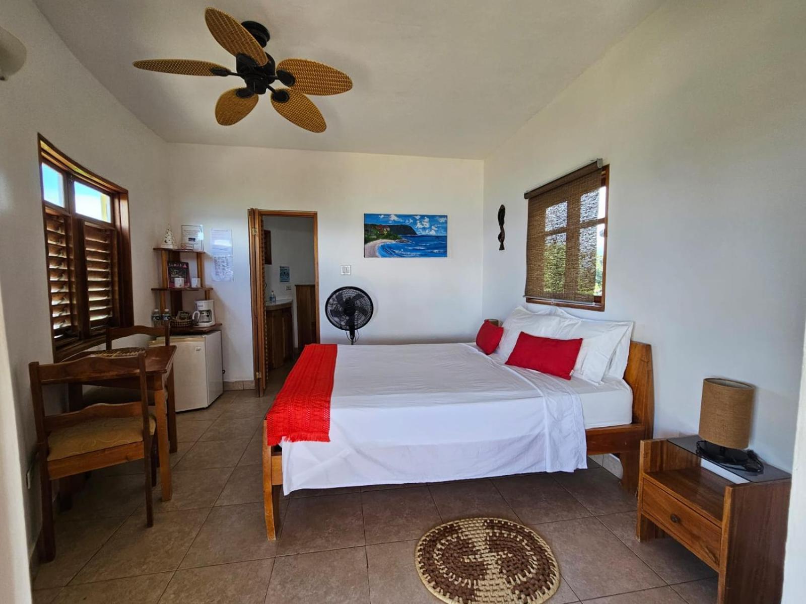 Kudehya Guesthouse Treasure Beach Luaran gambar