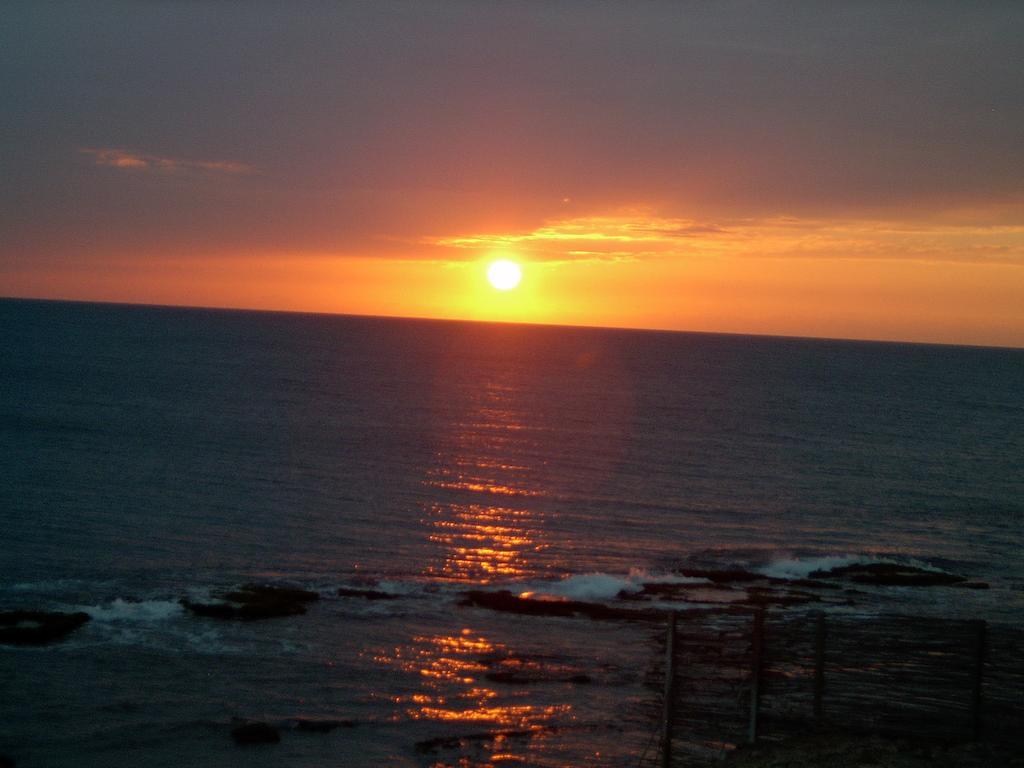Kudehya Guesthouse Treasure Beach Luaran gambar