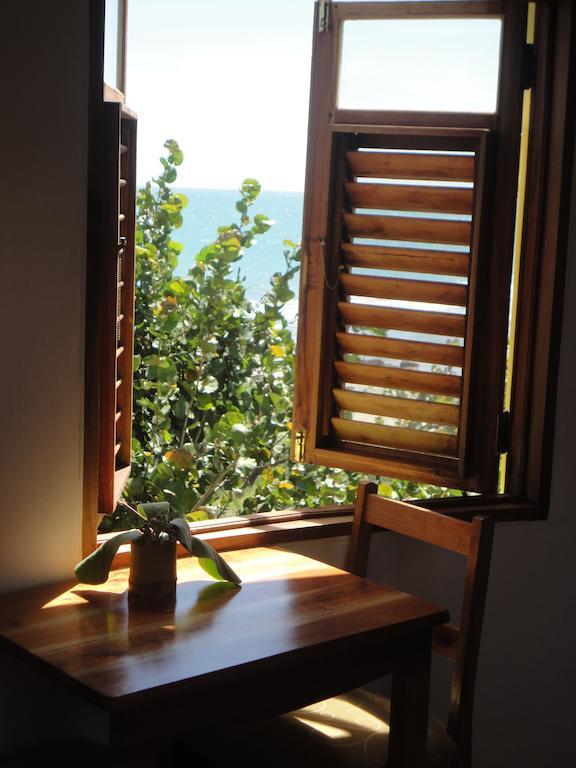 Kudehya Guesthouse Treasure Beach Bilik gambar